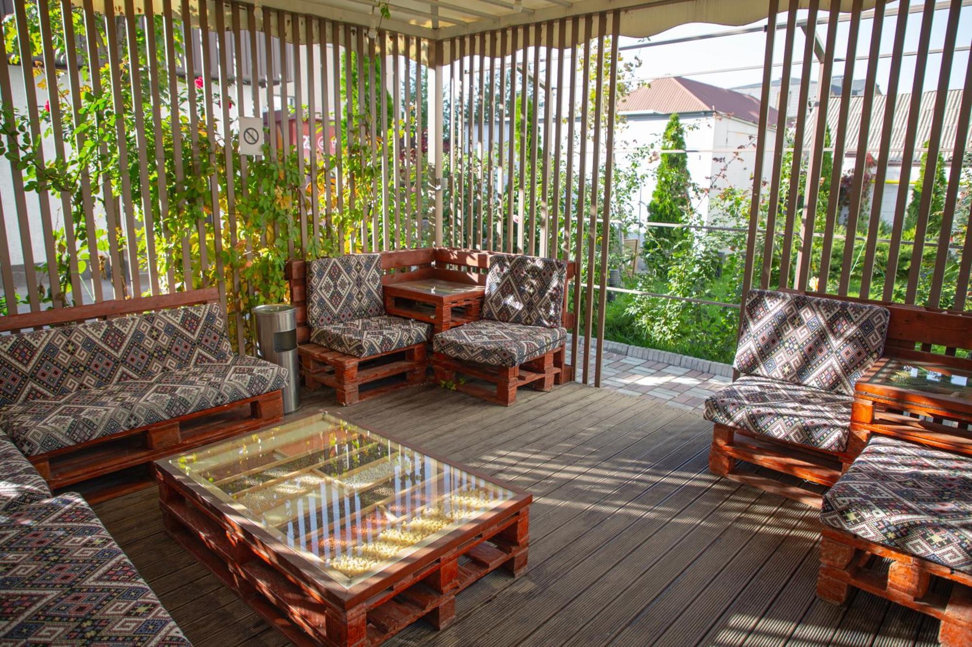 Casablanca Apart Hotel Biszkek Zewnętrze zdjęcie