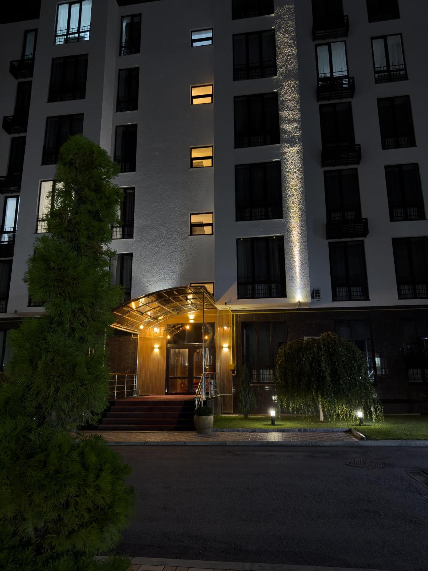 Casablanca Apart Hotel Biszkek Zewnętrze zdjęcie
