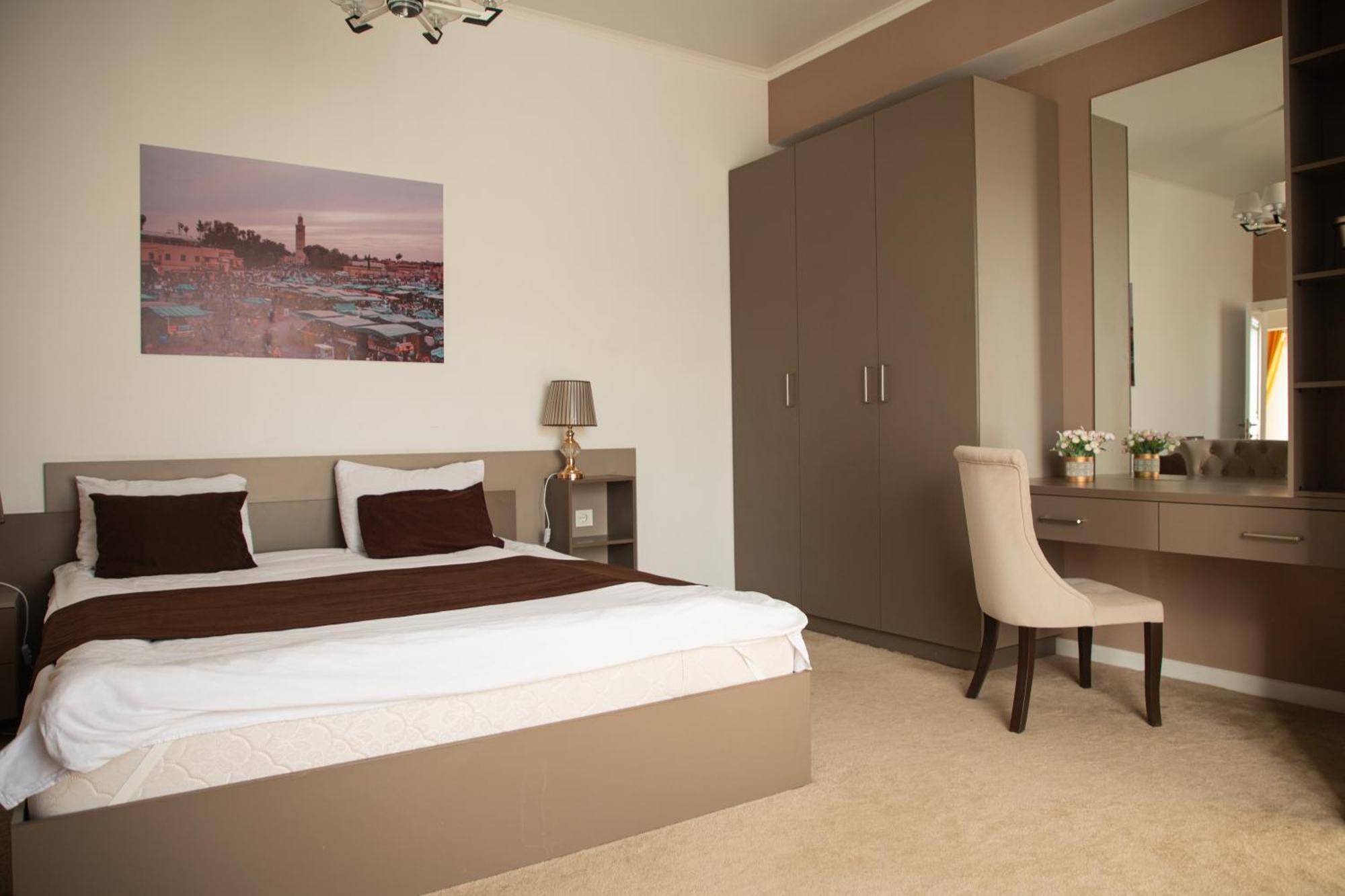Casablanca Apart Hotel Biszkek Zewnętrze zdjęcie